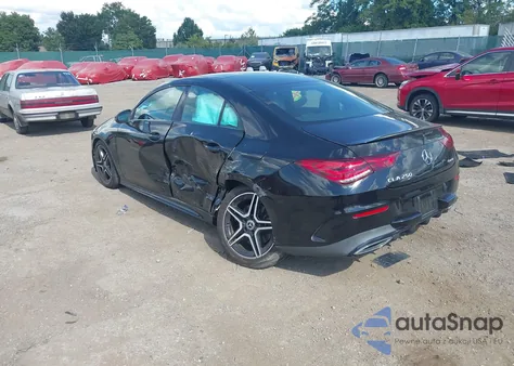 2020 Mercedes-Benz Cla 250 4Matic z USA, uszkodzony, nr VIN WDD5J4HB1LN042819